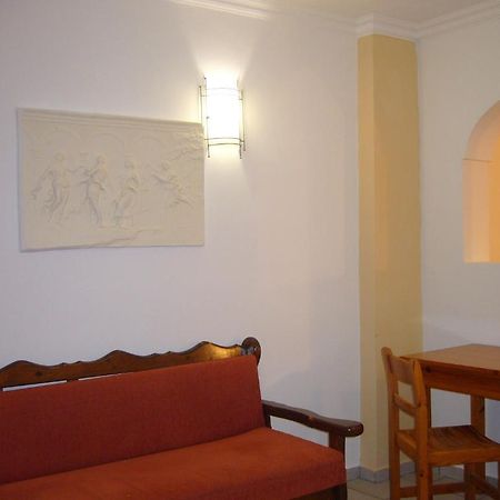 San Efrem Aparthotel Períssa Eksteriør bilde